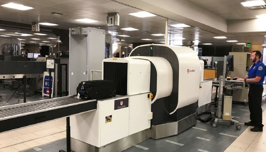 Bandara Chicago Pasang CT Scan Untuk Periksa Bawaan Penumpang